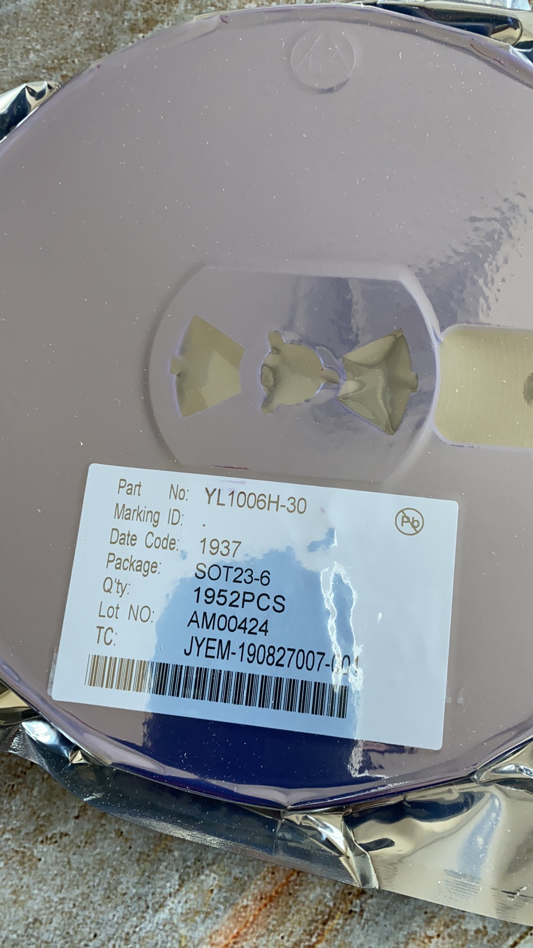 6LED輸出控制閃燈IC，YL1006H-30  SOT23-6封裝