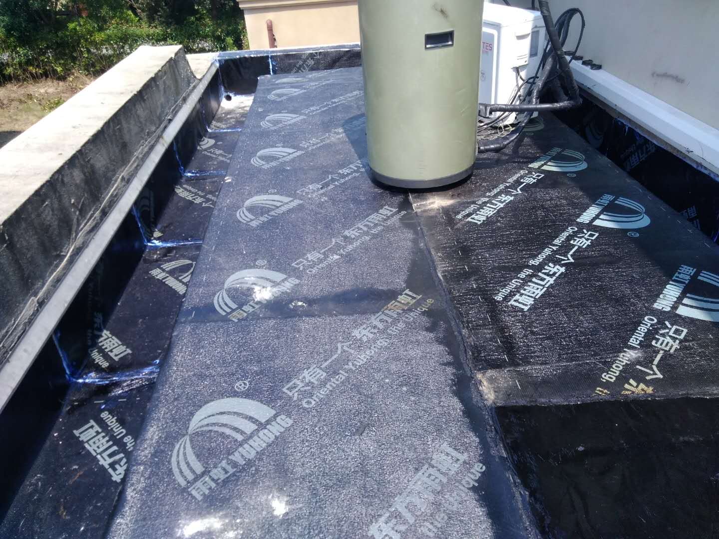 今日新推薦：楊浦去區(qū)上門外墻防水補(bǔ)漏、玻璃幕墻防水、屋頂防水補(bǔ)漏漏--上海一家人服務(wù)公司