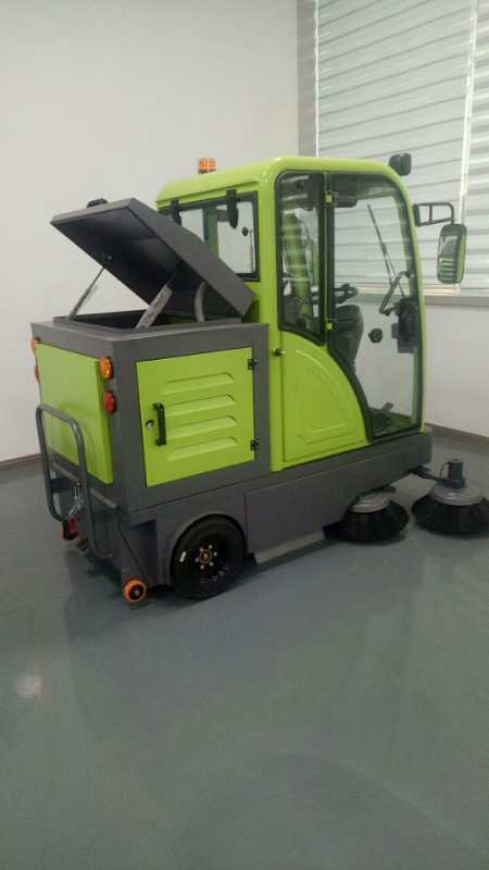三合一封閉式掃地機(jī)  物業(yè)工廠用掃地機(jī)