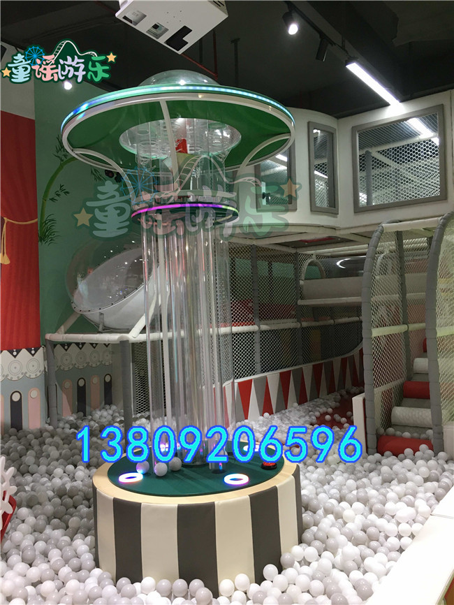 游樂設(shè)備淘氣堡室內(nèi)兒童樂園如今還賺錢嗎場地好不好找