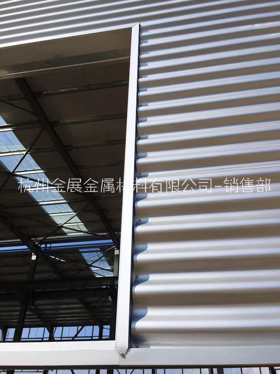 奔馳4S店外墻鋁_0 6厚白銀灰墻面橫鋪公母扣搭接彩鋼波紋板HV310型 鋁合金波紋板 墻面橫鋪鋁鎂錳板