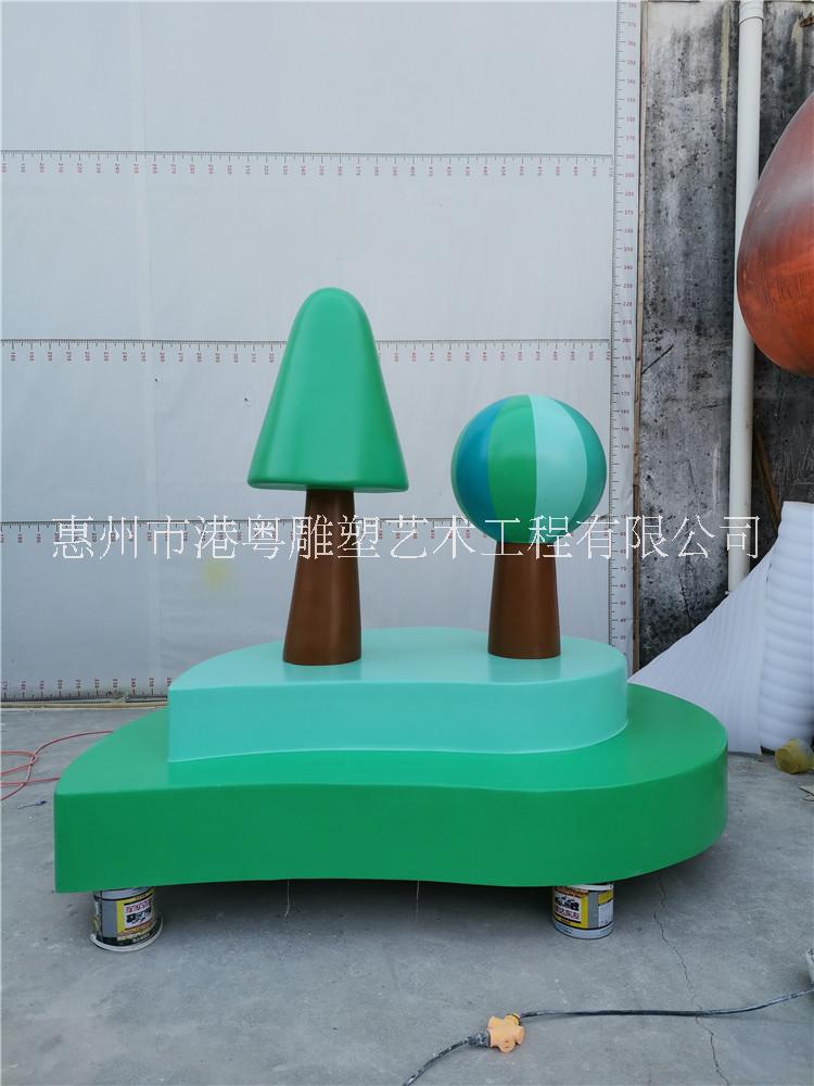 綠色環(huán)保主題玻璃鋼仿真小樹模型雕塑擺件