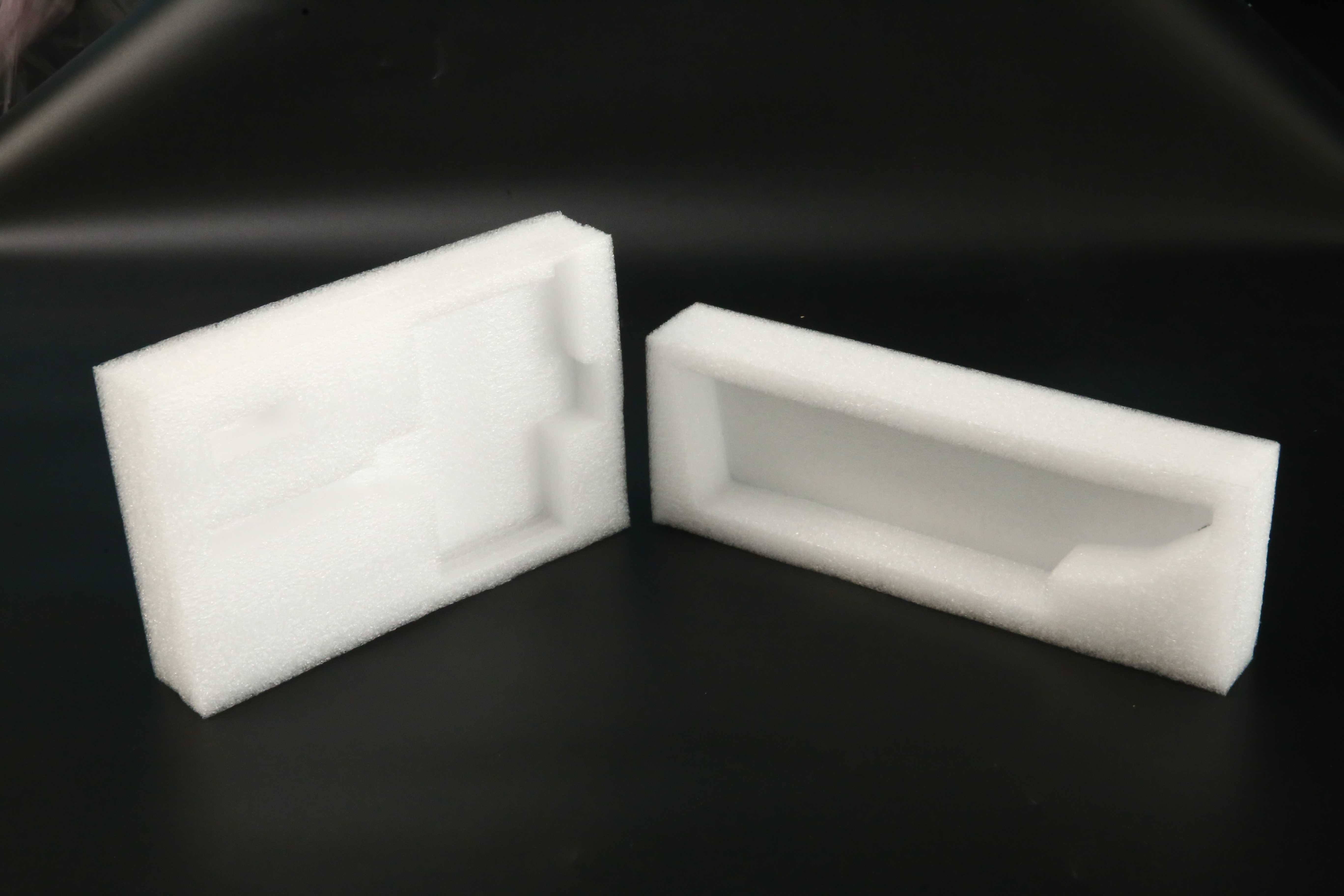 常州EPE珍珠棉內(nèi)襯包裝 定做異型防震緩沖白色EPE珍珠棉內(nèi)托加工