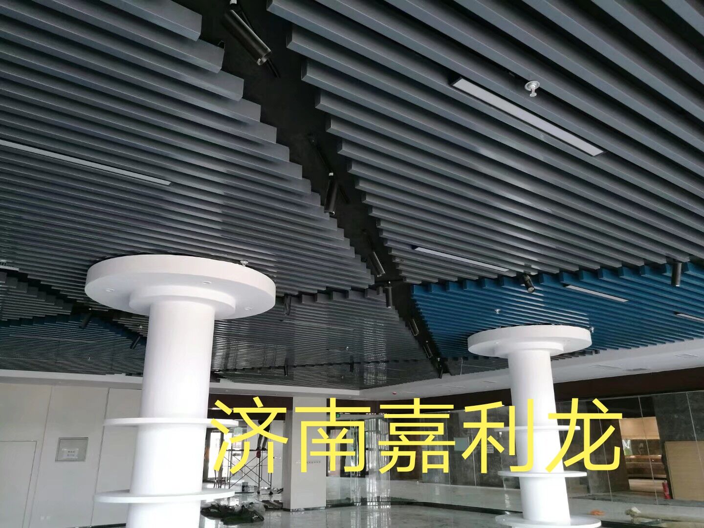 山東鋁方通生產(chǎn)廠家-鋁方通定制廠商、山東鋁方通出廠價(jià)格便宜 山東鋁方通價(jià)格-山東鋁方通供應(yīng)商報(bào)價(jià)