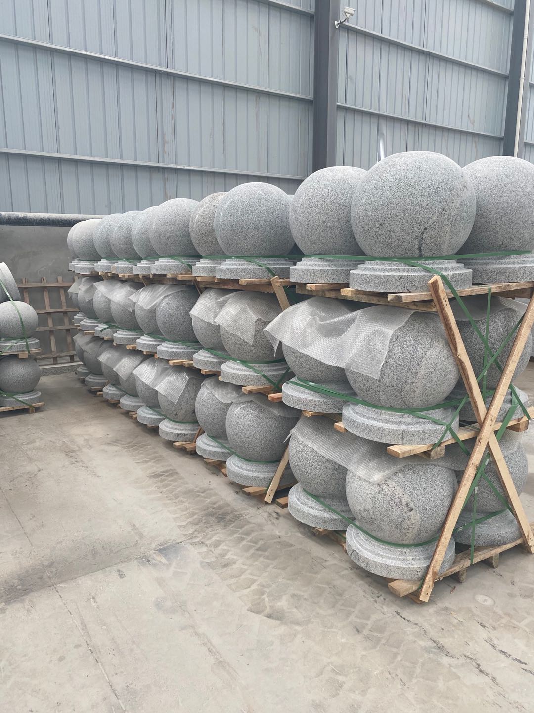 芝麻白圓球，圓柱