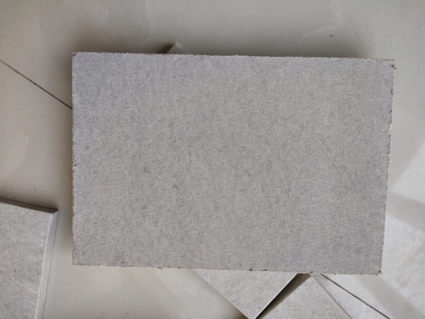 抗壓防爆板廠家直銷 硅酸鹽防爆板 哈迪硅酸鈣板