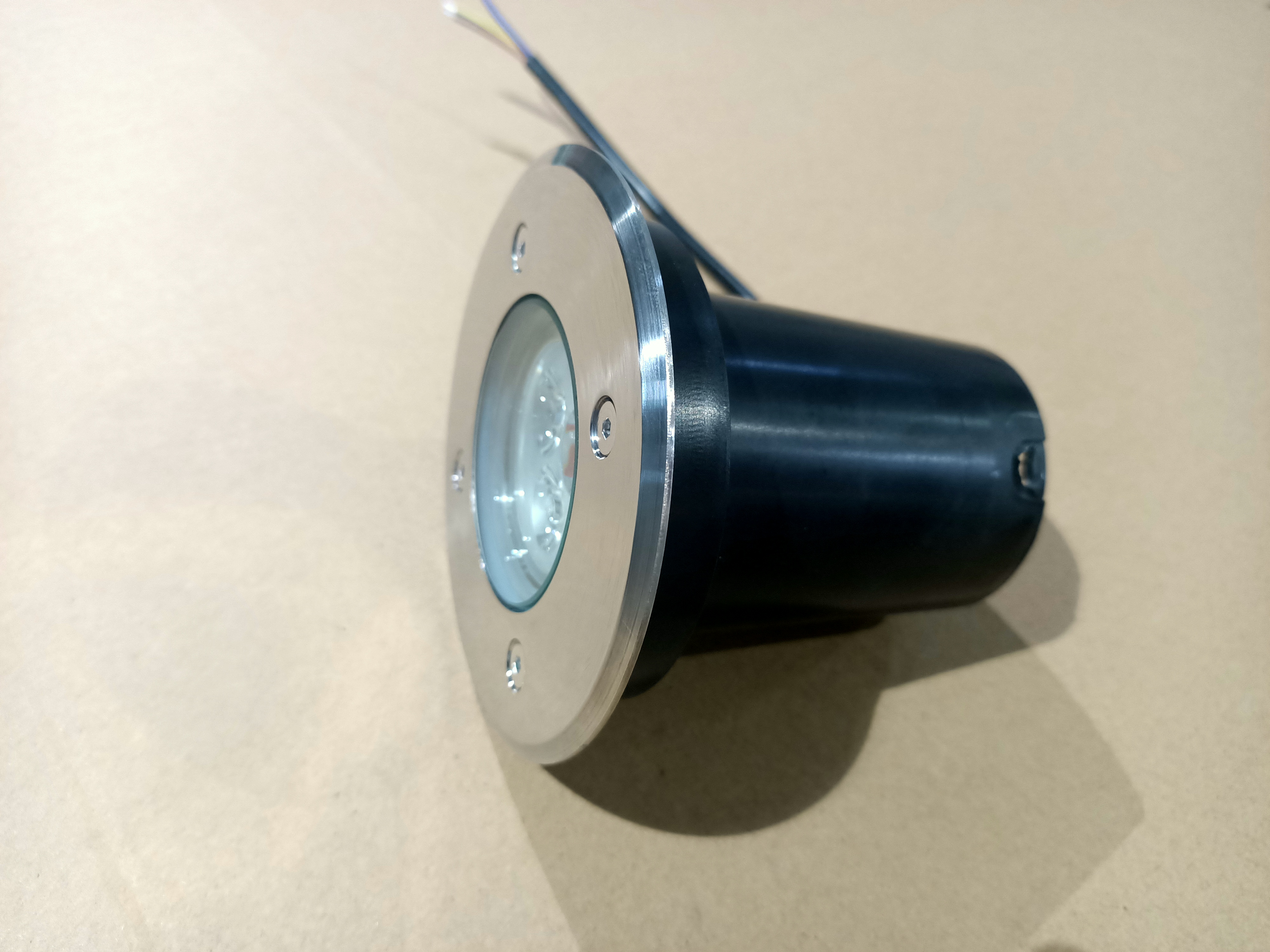 廠家直銷插地?zé)?LED地埋燈價(jià)格