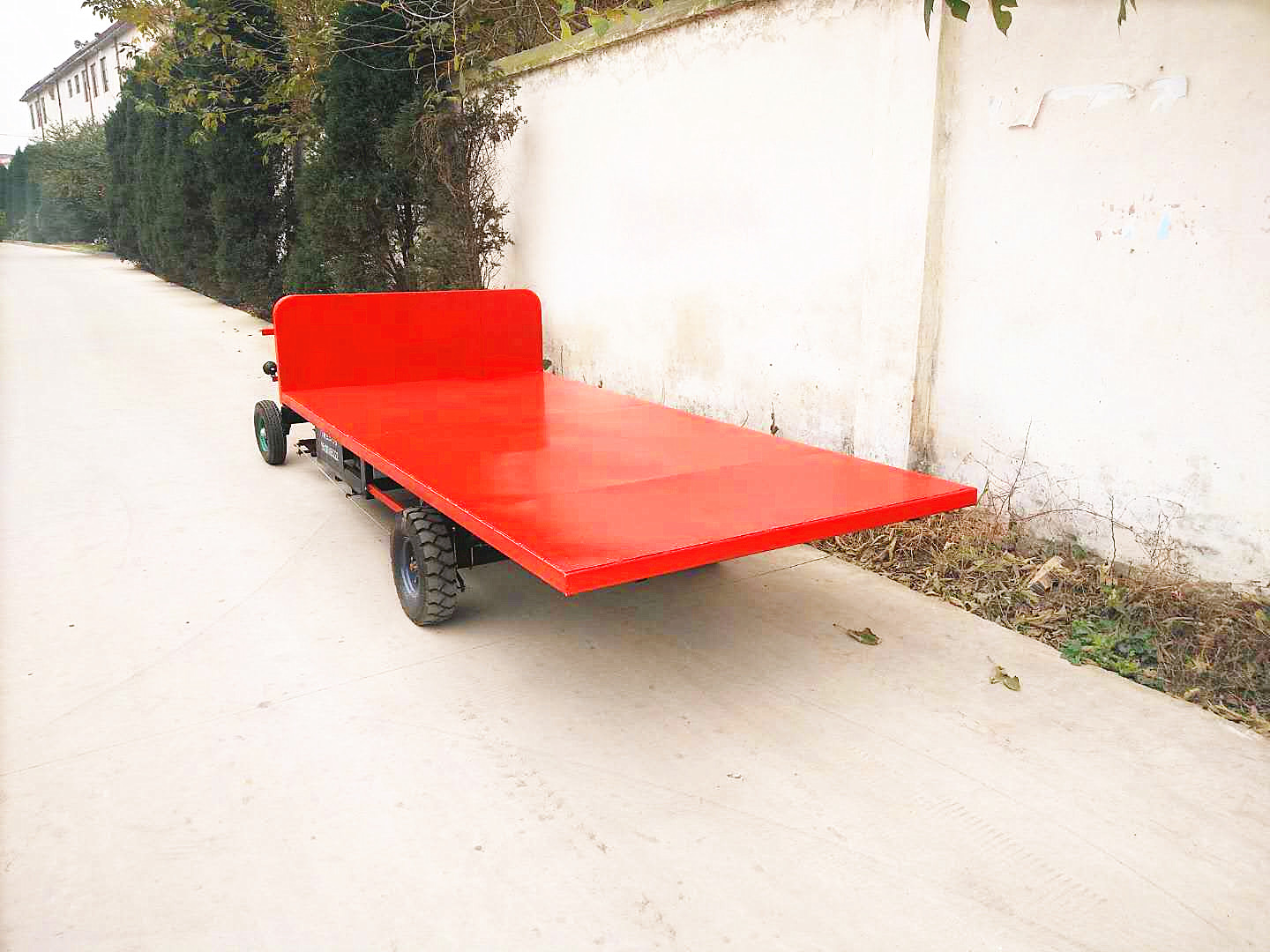 廠家加工定制加長版三輪電動(dòng)運(yùn)輸車家具廠用四輪平板車 加長版三輪電動(dòng)平板車