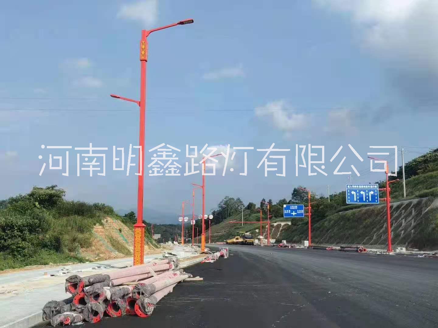 河南鄭州 5G共桿，5G綜合桿，智慧路燈