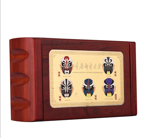 大地專業(yè)生產(chǎn)紅木名片盒 紅木筆筒 屏風(fēng) 質(zhì)量好交貨快 K金工藝 深圳市鑫大地工藝制品有限公司