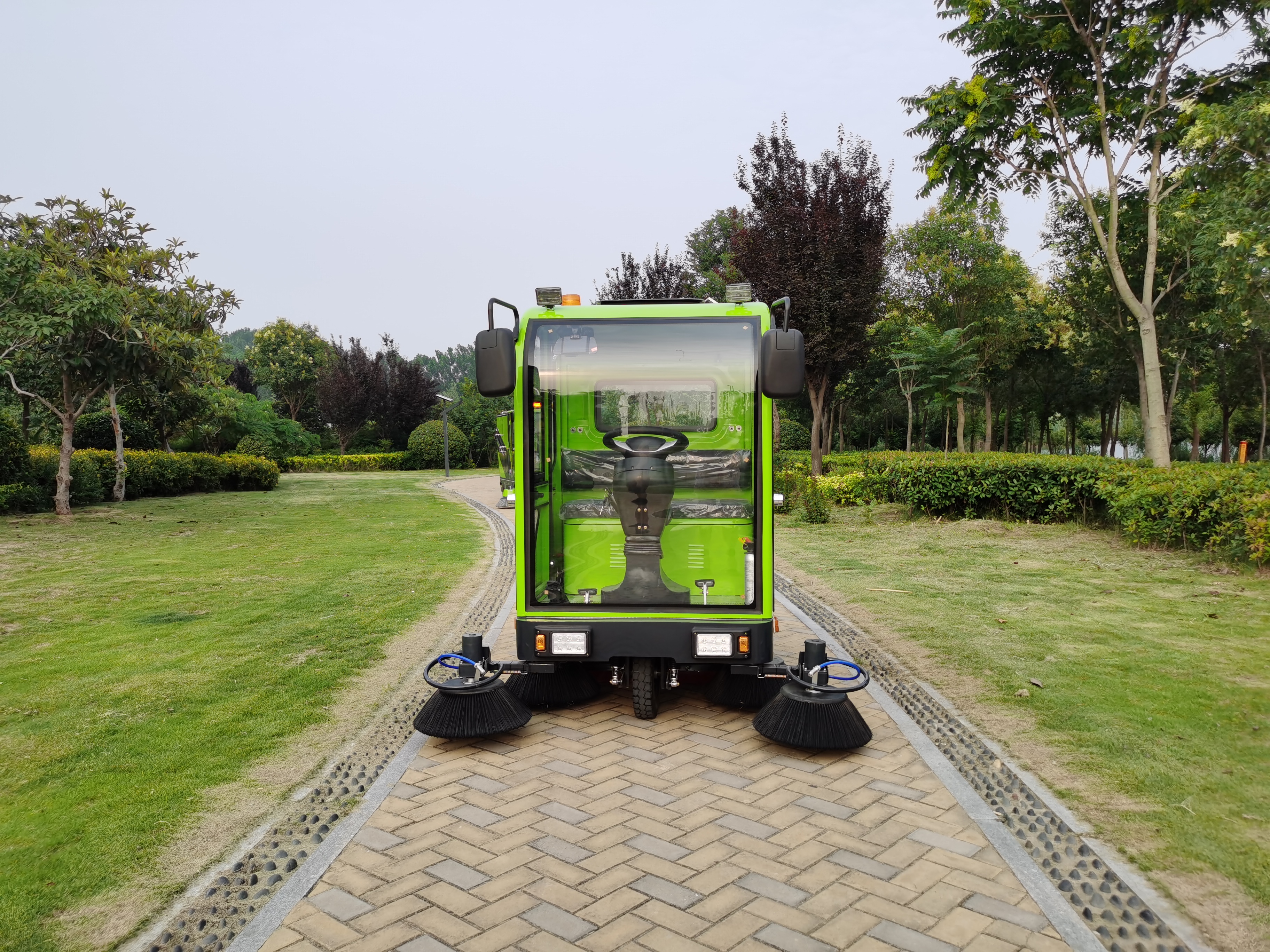 廠家直銷掃地車 垃圾車 廠家直銷掃地車