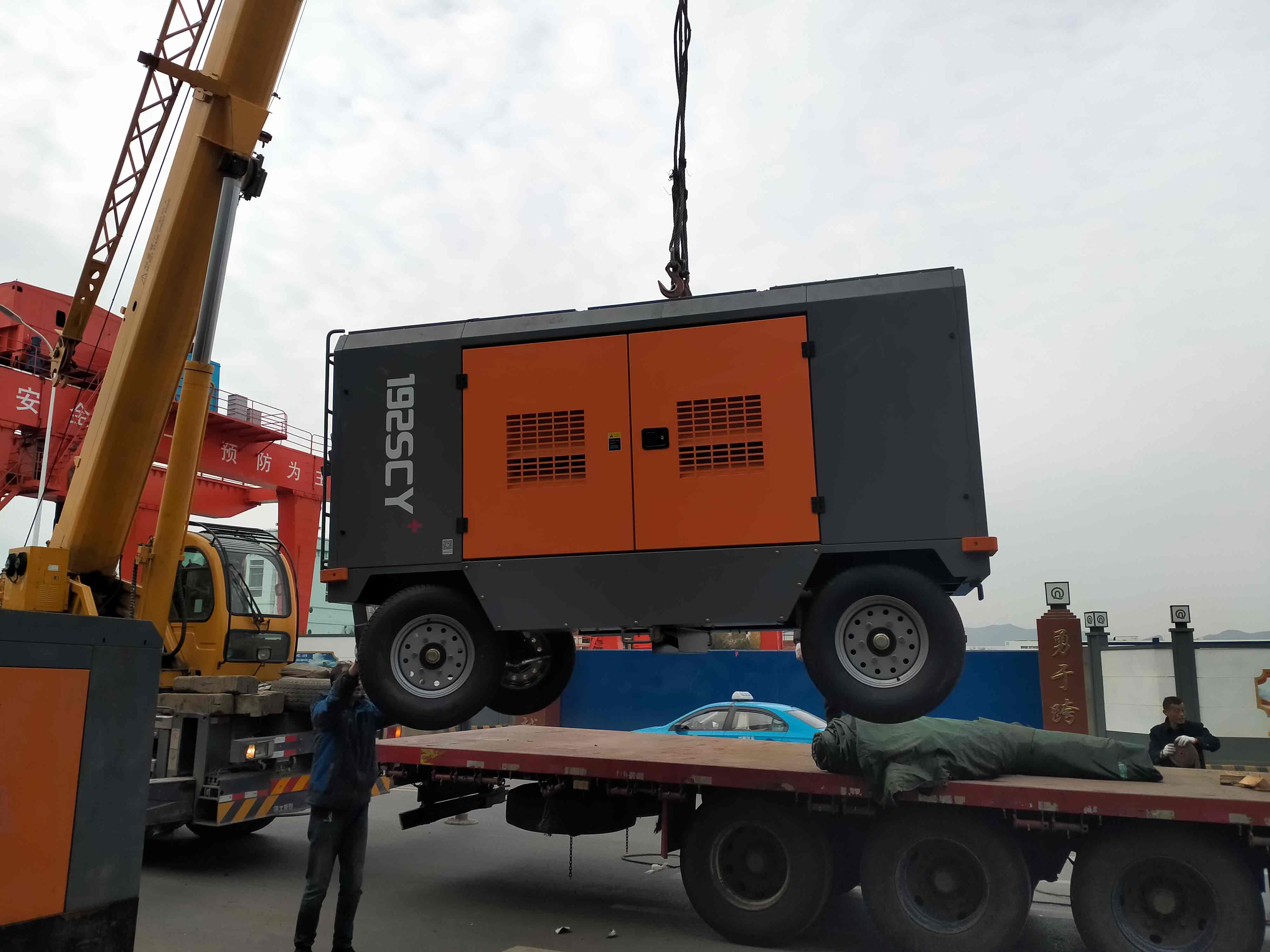志高192SCY-17重型移動螺桿式空壓機