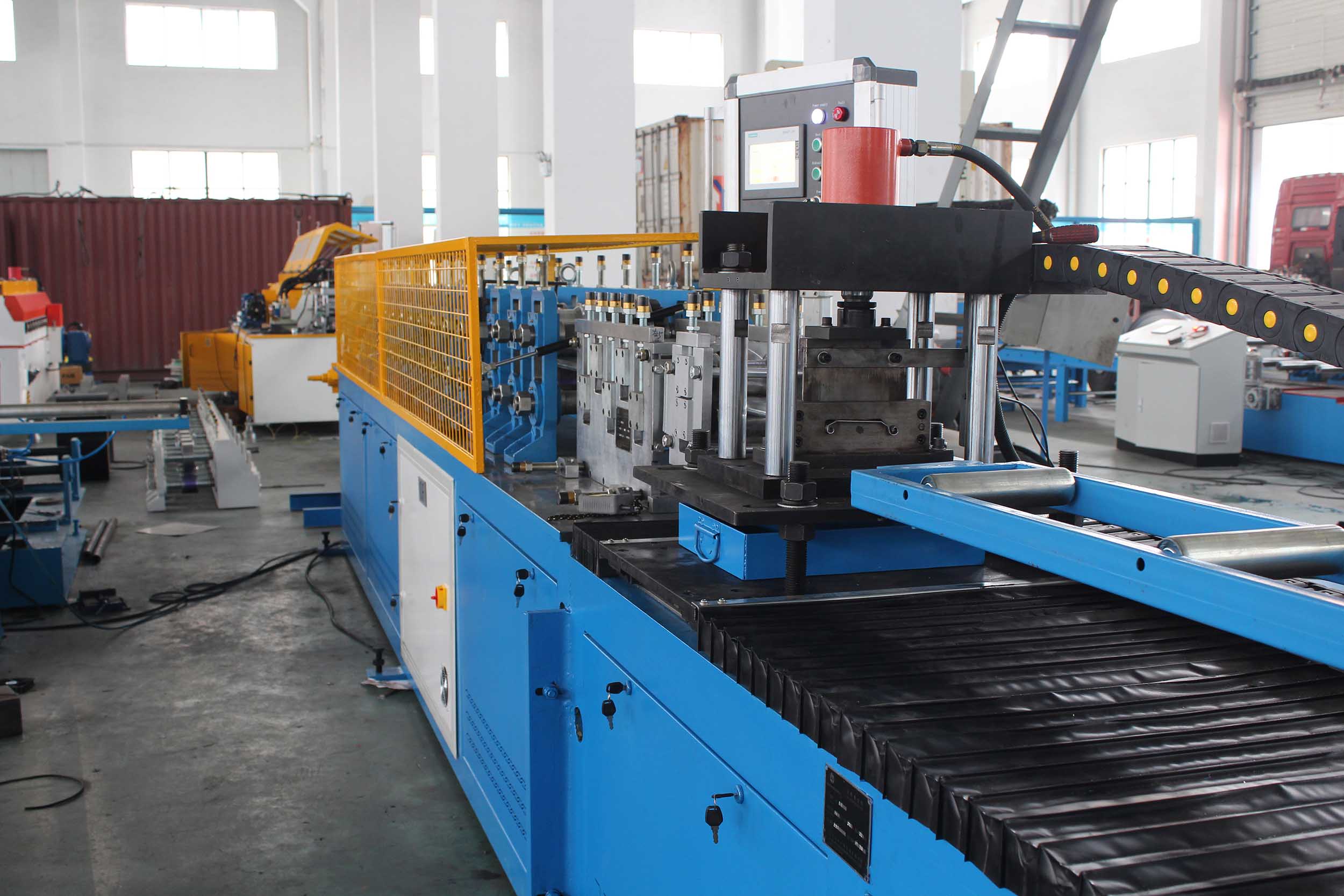 HZ卷簾門(mén)成型機(jī)