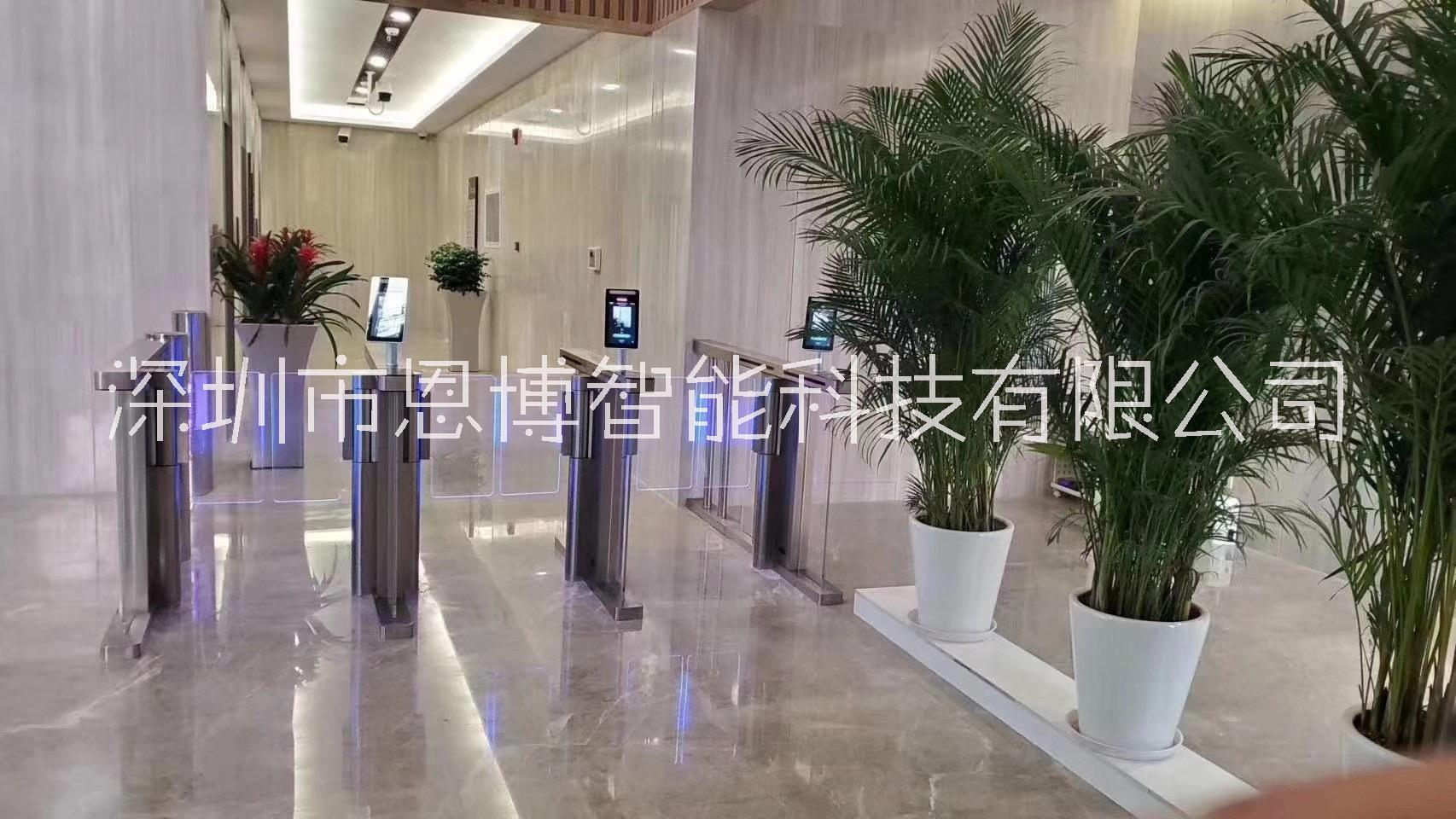 人臉識別閘機生產(chǎn)廠家 速通門GD189