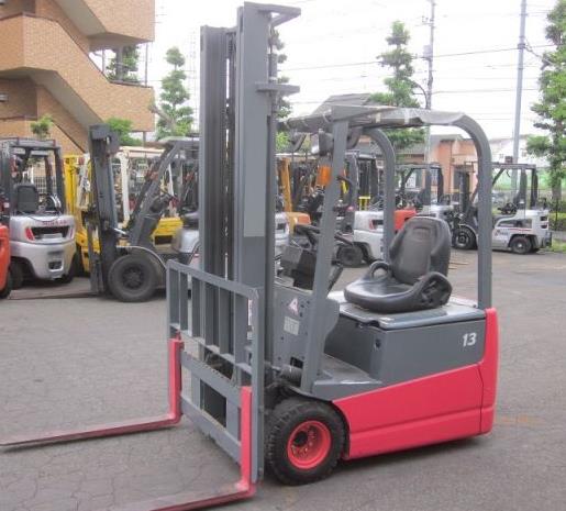 電動叉車出租多少錢  電動叉車出租廠家報價