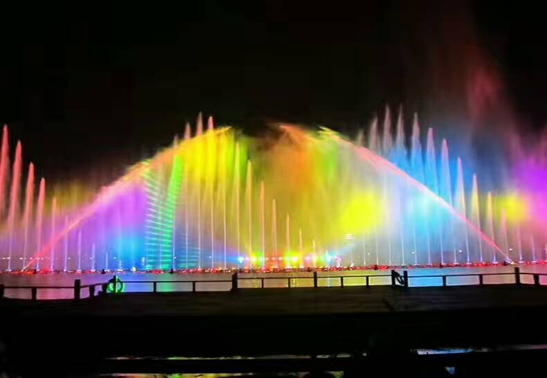 音樂噴泉制作廠家超高噴泉廣場噴泉旱式噴泉湖中噴泉