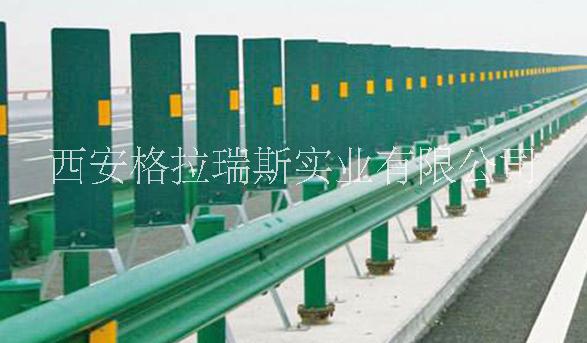 陜西西安波形護欄高速防撞護欄道路護欄