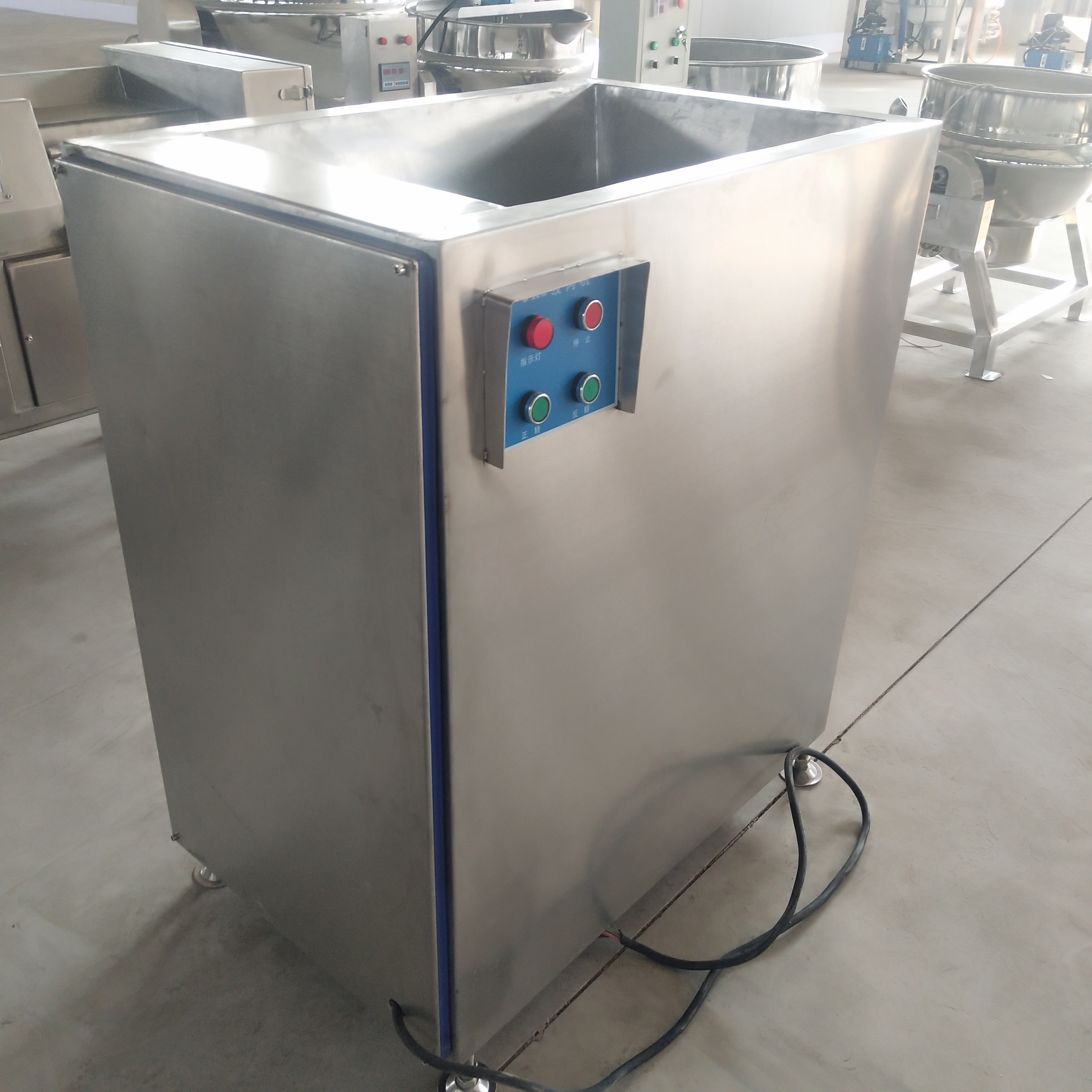 豬肉里脊絞肉機(jī) 大型凍雞架絞碎機(jī) 工業(yè)用絞肉機(jī)設(shè)備