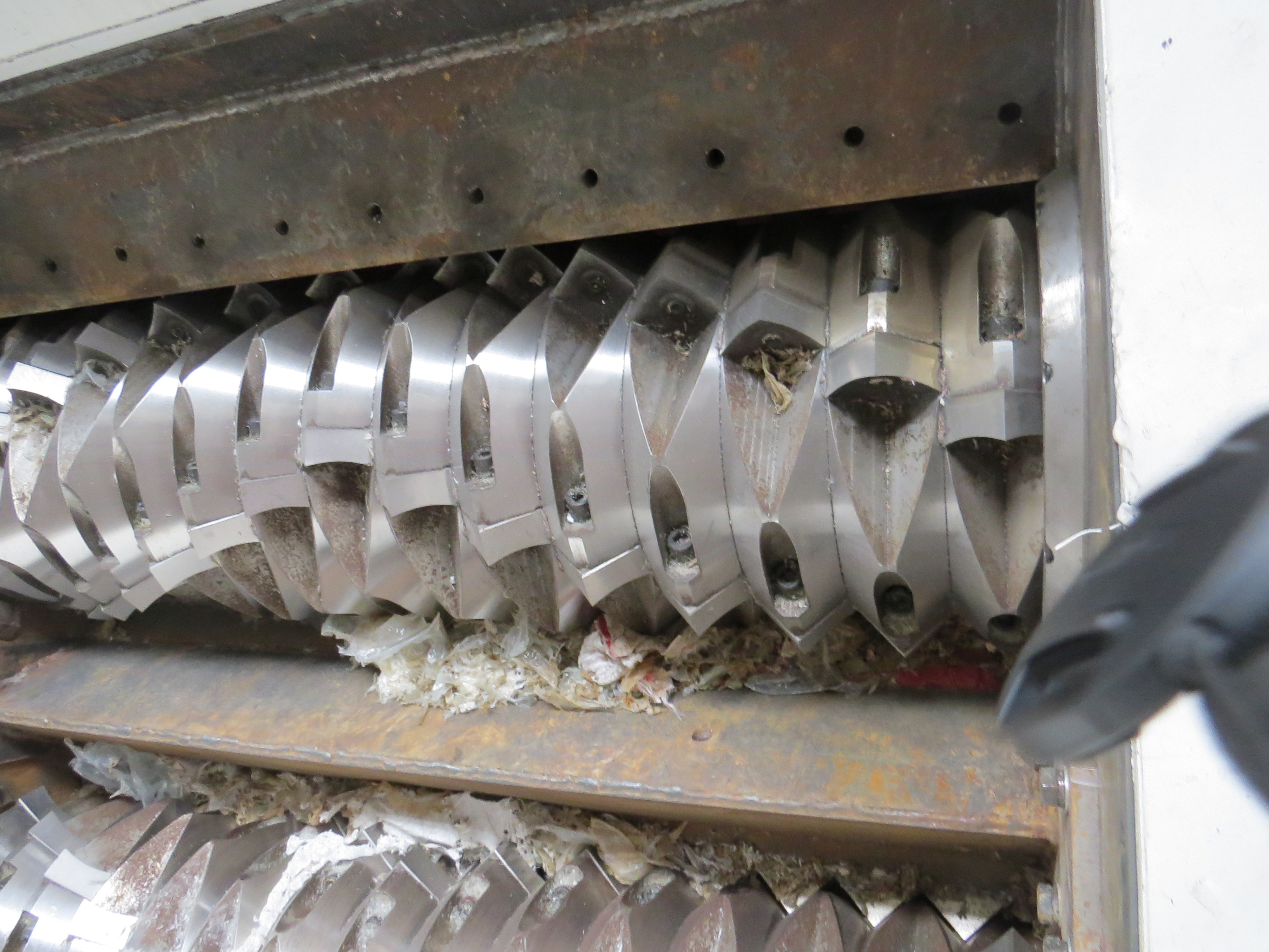 皮革邊腳料雙軸撕碎機(jī) 橡膠雙軸撕碎機(jī)