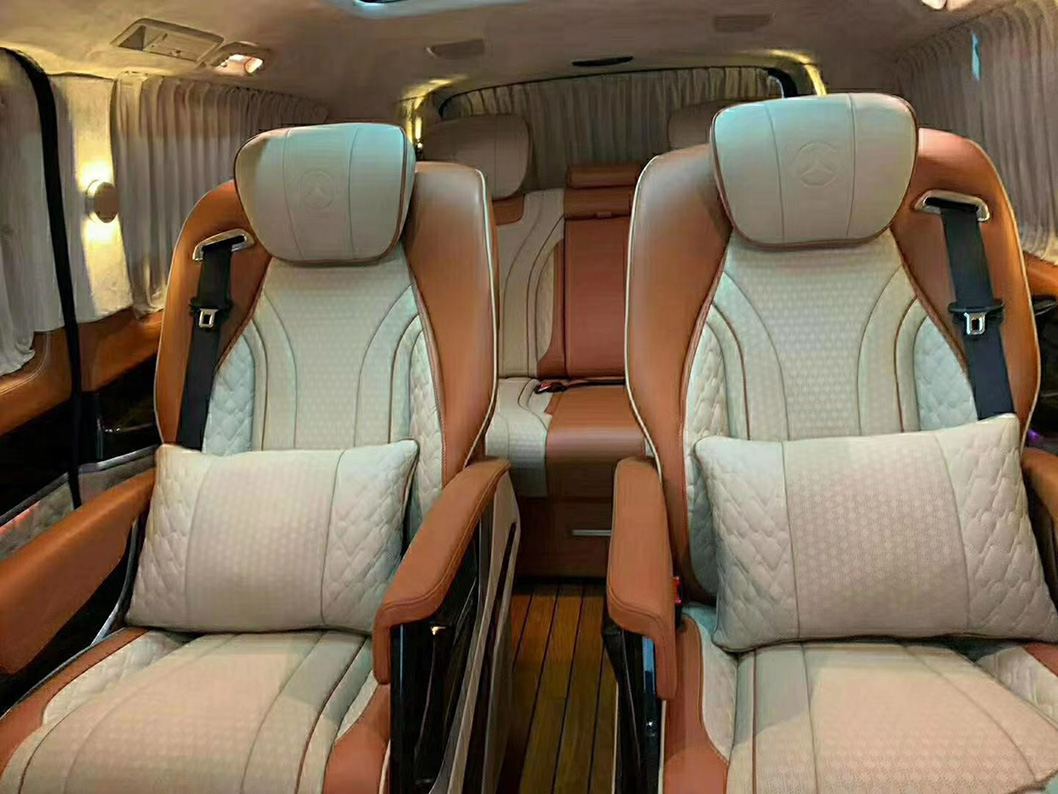 深圳威霆/V260定制楓馳之夢(mèng)套餐 高端私人定制 整車設(shè)計(jì) 一站式改裝 航空座椅 木地板 沙發(fā)床 電中尾門等