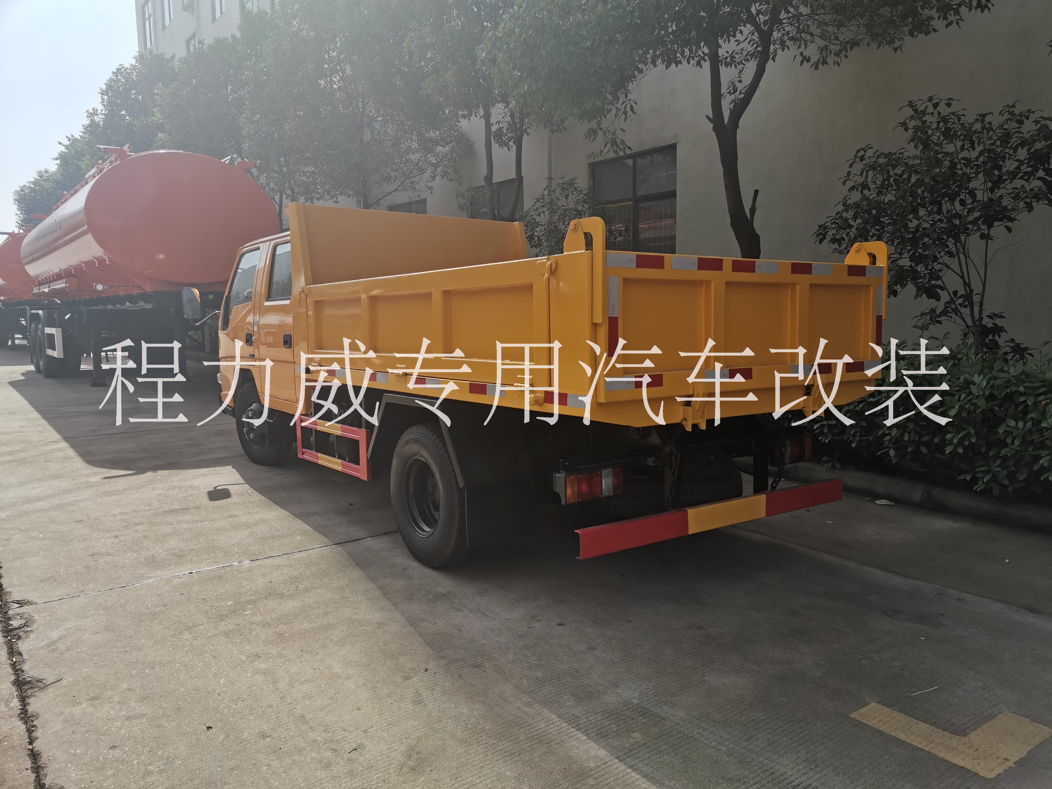 2021年新國六江鈴雙排座自卸車