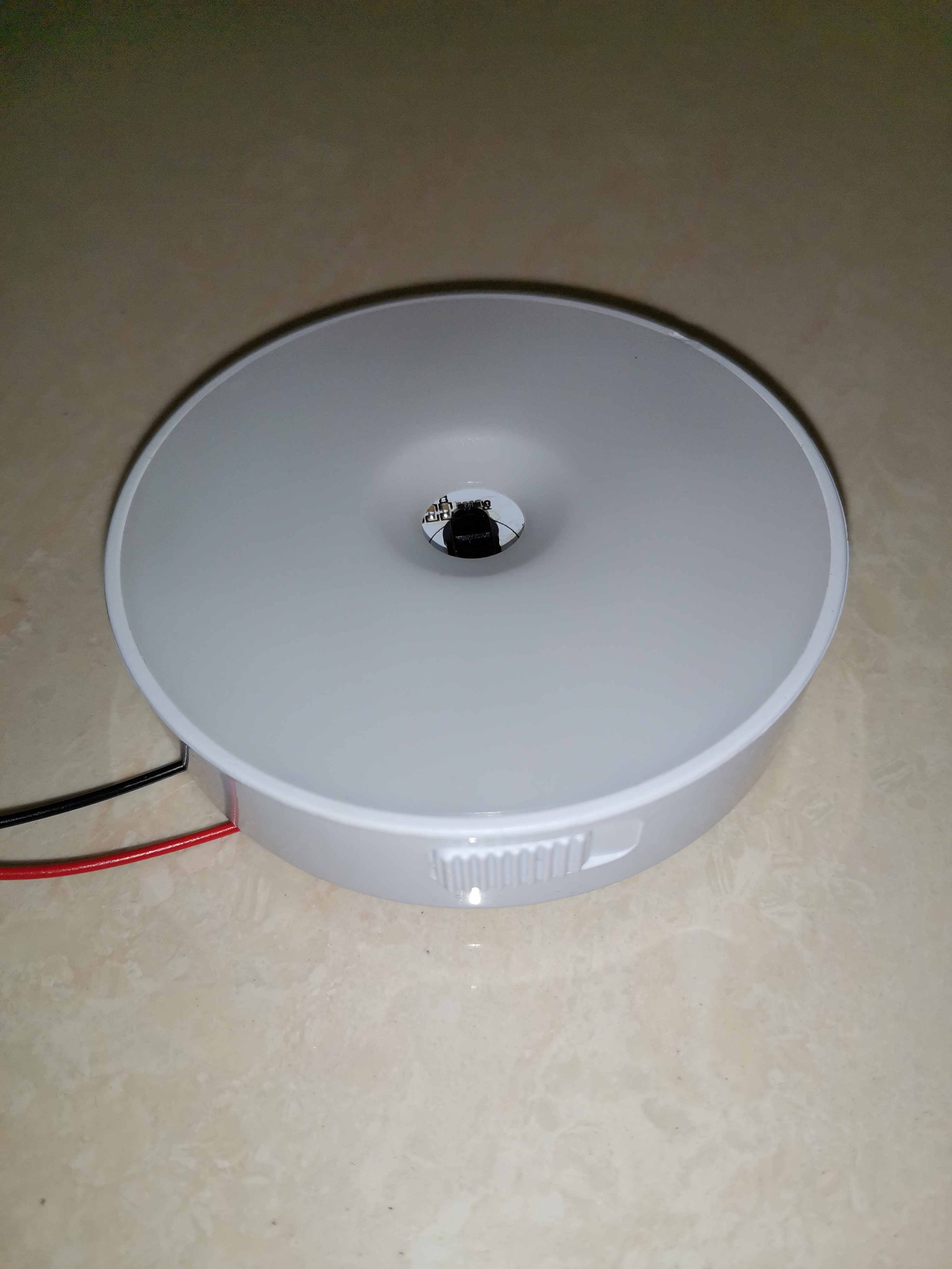 智慧公廁引導(dǎo)系統(tǒng)廁所蹲位有無人感應(yīng)指示 無線紅外客流計(jì)數(shù)器