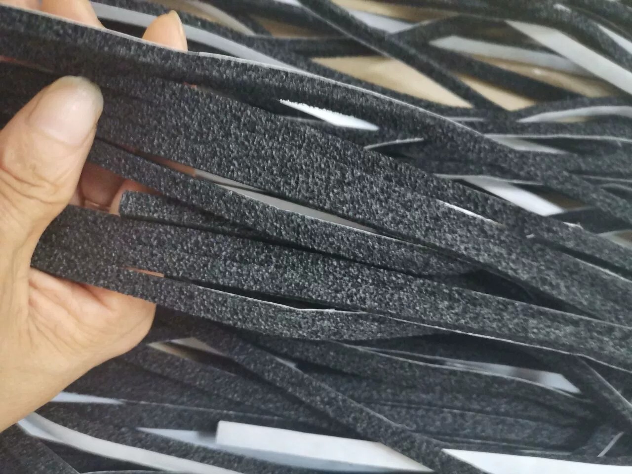 環(huán)保海綿墊，海綿條，單面帶膠海綿