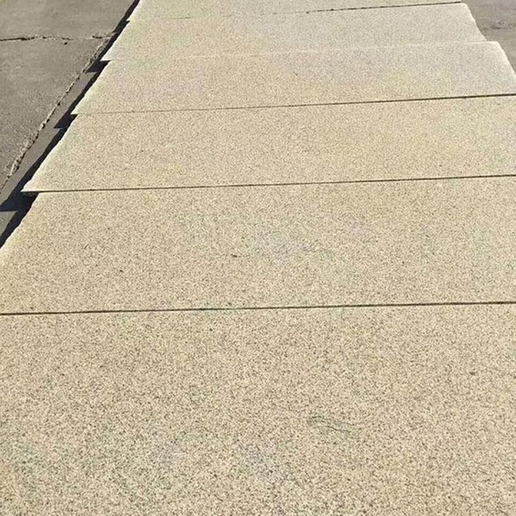 出售山東黃銹石 黃銹石批發(fā)生產(chǎn) 火燒面黃銹石加工