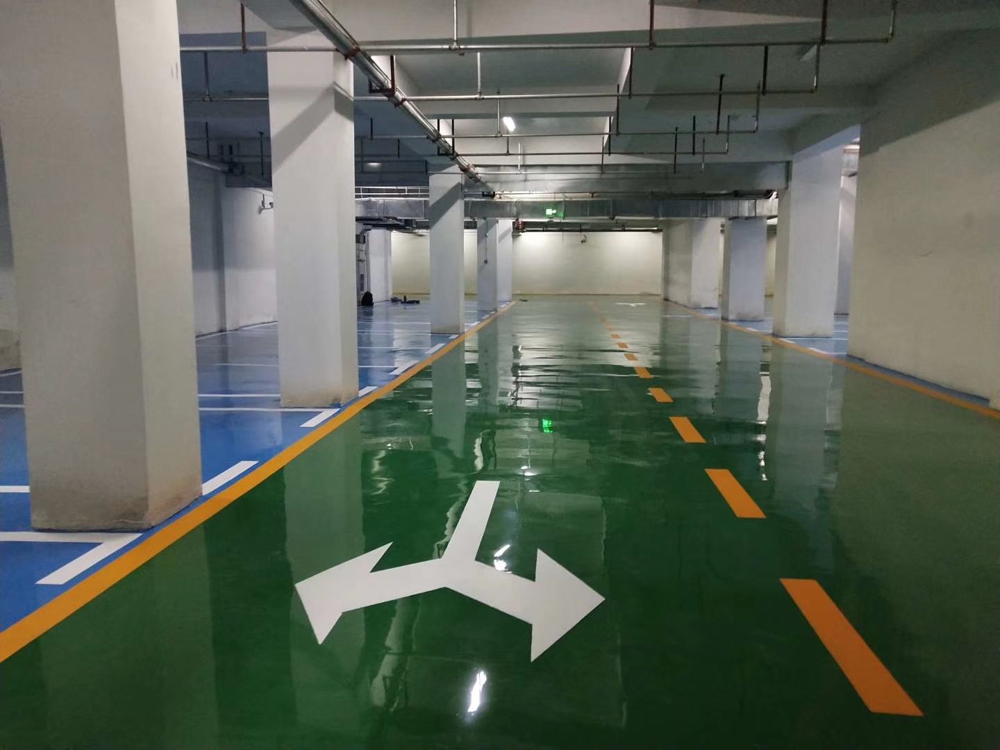 山東環(huán)氧地坪漆廠商-價(jià)格-哪家好=多少錢