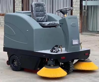 工業(yè)掃地車工廠駕駛式掃地機車間環(huán)衛(wèi)電動清掃車道路吸塵掃路車