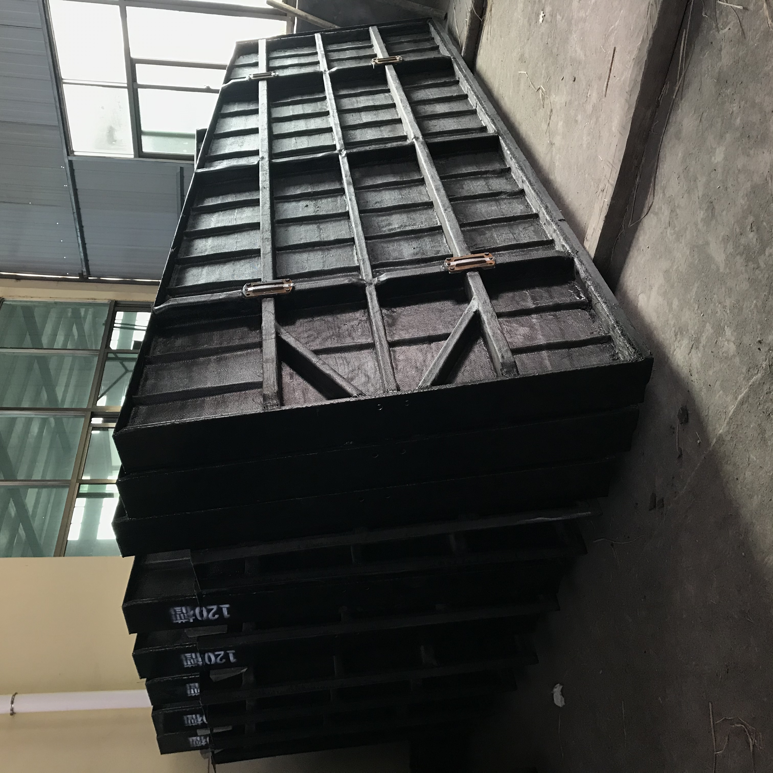 6S選礦搖床供應商、市場報價、哪家便宜【贛州沃銳機械設(shè)備有限公司】