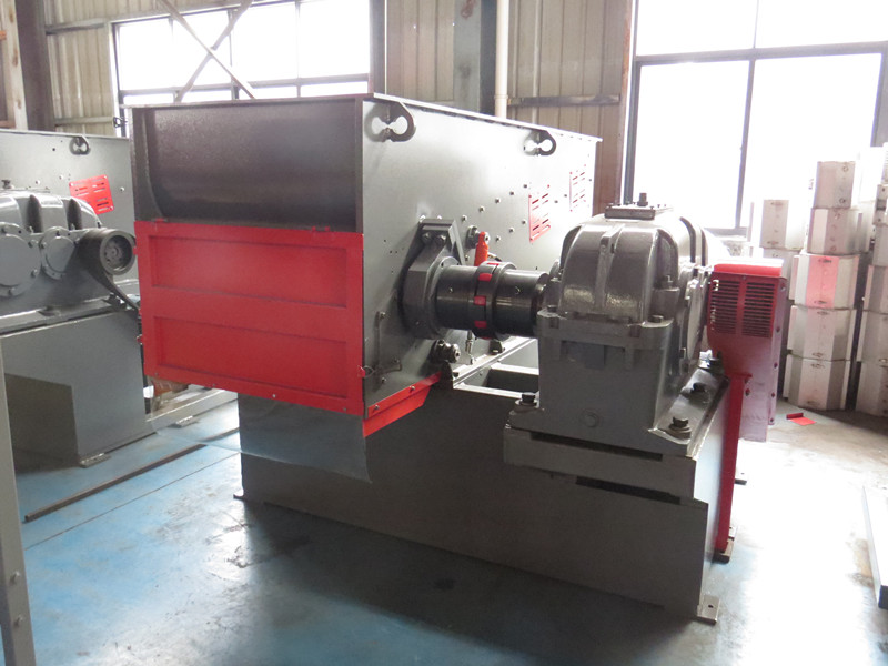 舊衣服雙軸撕碎機(jī) 廢舊紙箱撕碎機(jī)