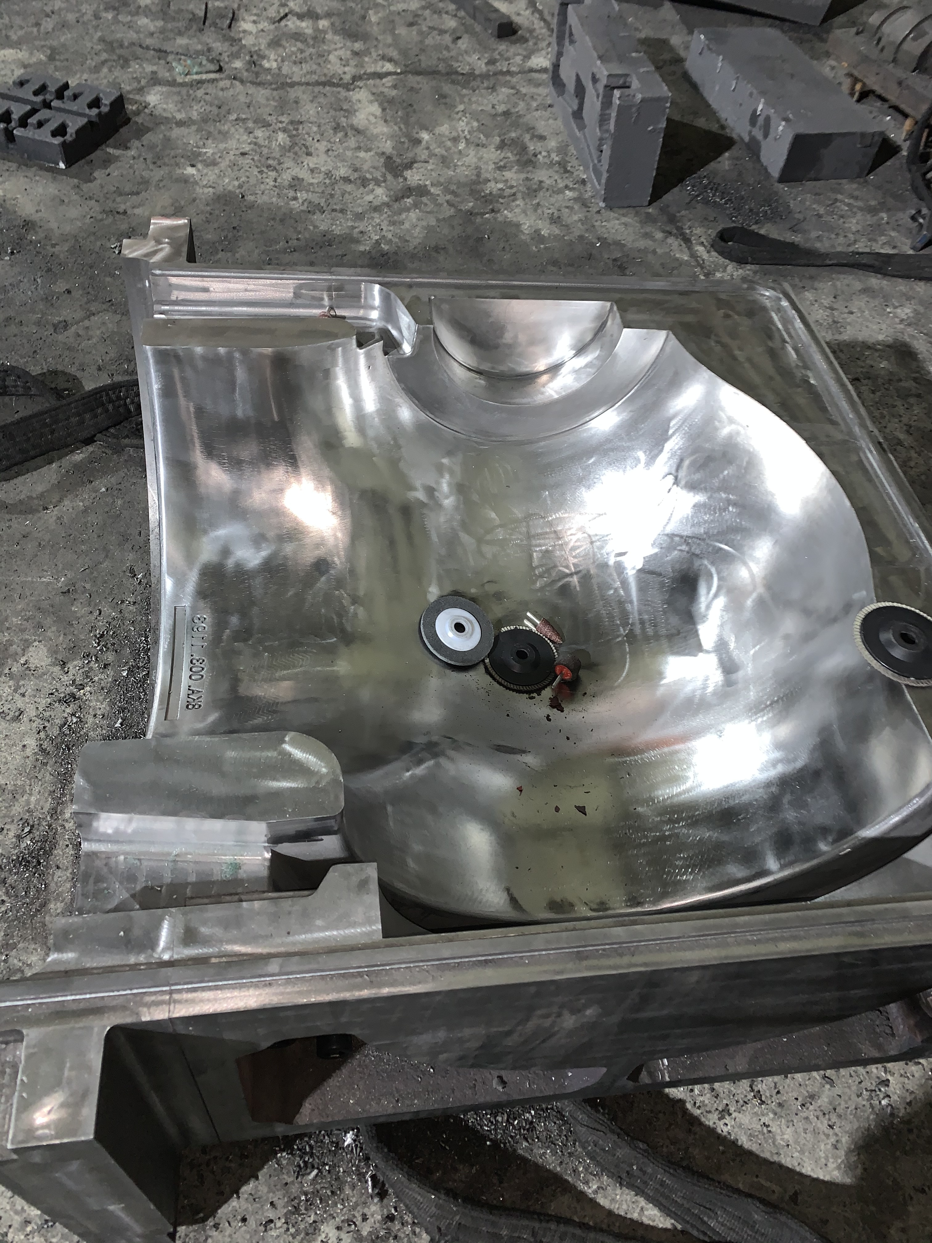 覆膜砂模具熱芯盒快速報價 射芯機(jī) 造型機(jī)模具 井圈井蓋模具