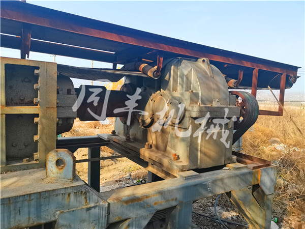河南鄭州二手1600型廢鋼撕碎機15萬出售