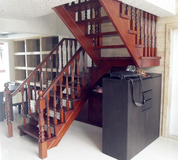 青島樓梯哪家好  青島樓梯多少錢