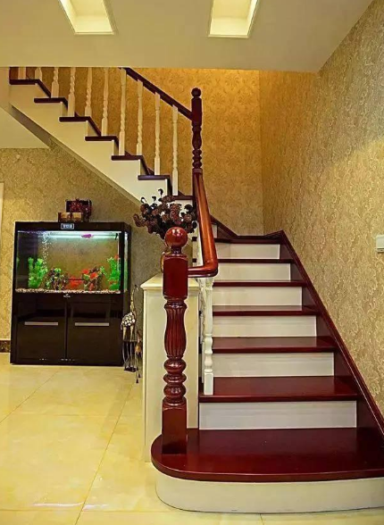 復(fù)室洋房樓梯廠家報(bào)價(jià)  復(fù)室洋房樓梯*惠