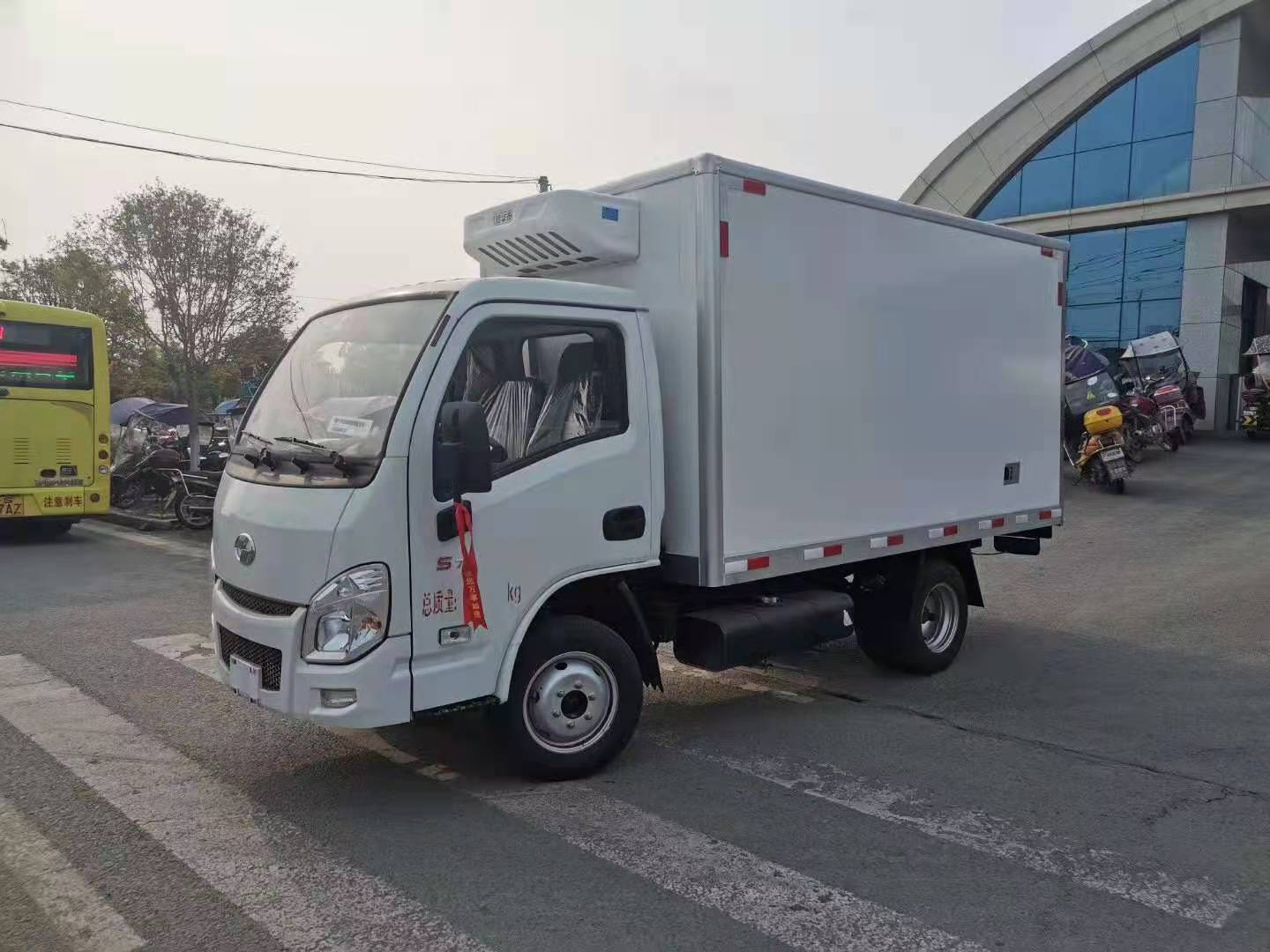 躍進(jìn)小福星S70冷藏車廠家現(xiàn)貨批發(fā)    躍進(jìn)小福星S70冷藏車