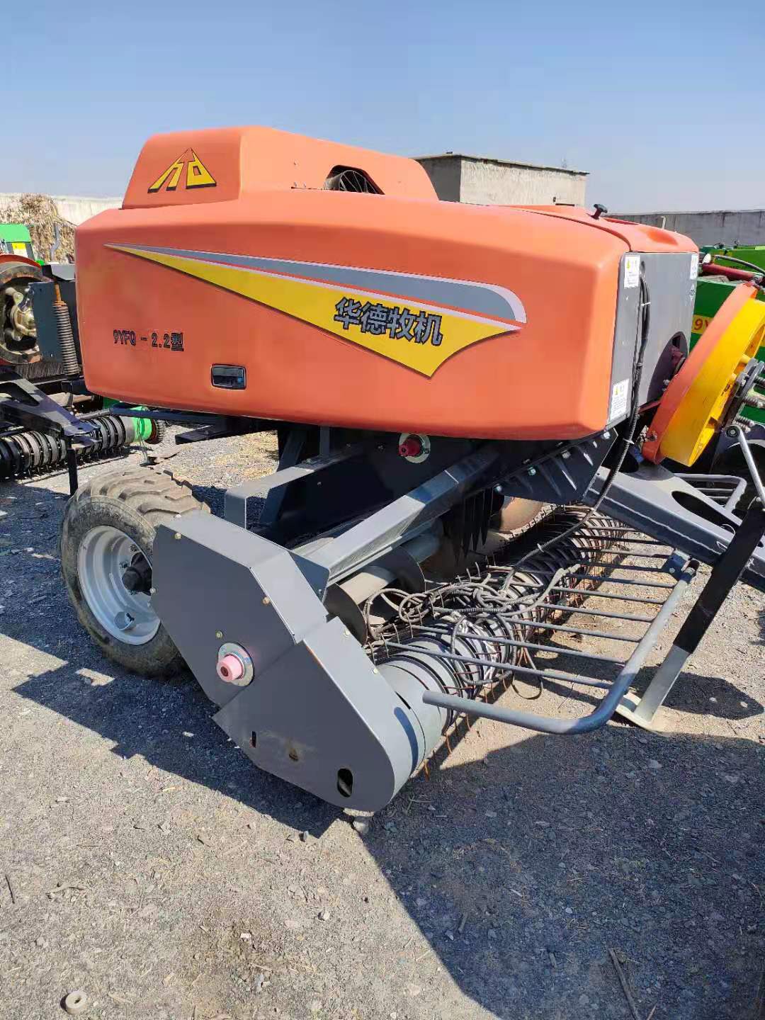 華德?lián)焓按蚶C  可以加裝單軸粉碎  雙軸粉碎