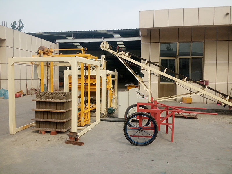 河北水泥制磚機 市政八字草坪磚機 停車場植草水泥制磚機