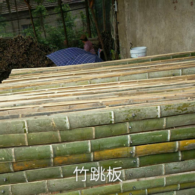 建筑竹跳板-竹跳板批發(fā)_湖北咸安廠家直接發(fā)貨包裝車