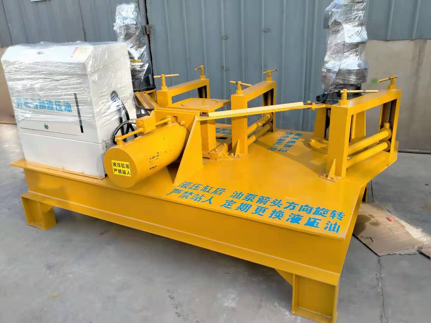 湖南懷化219鐵管頂彎機(jī)器