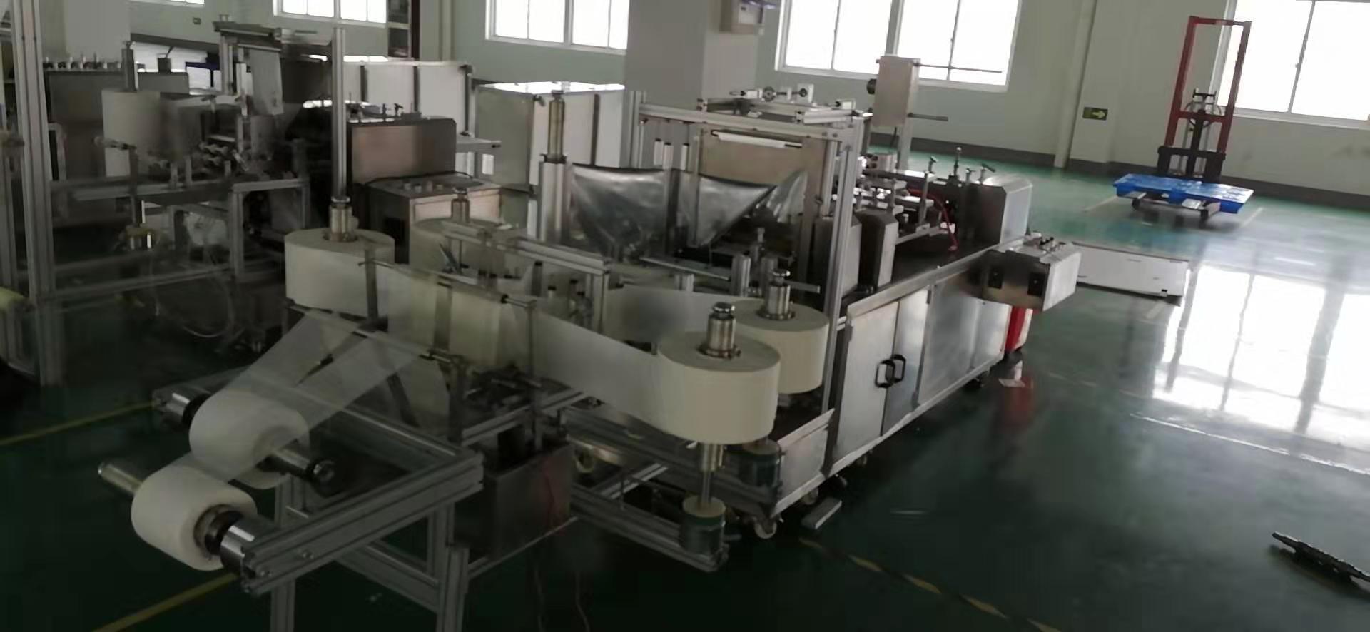 全自動(dòng)凡士林紗布包裝機(jī)凡士林紗布片塊包裝機(jī)，嘉興中明智能設(shè)備