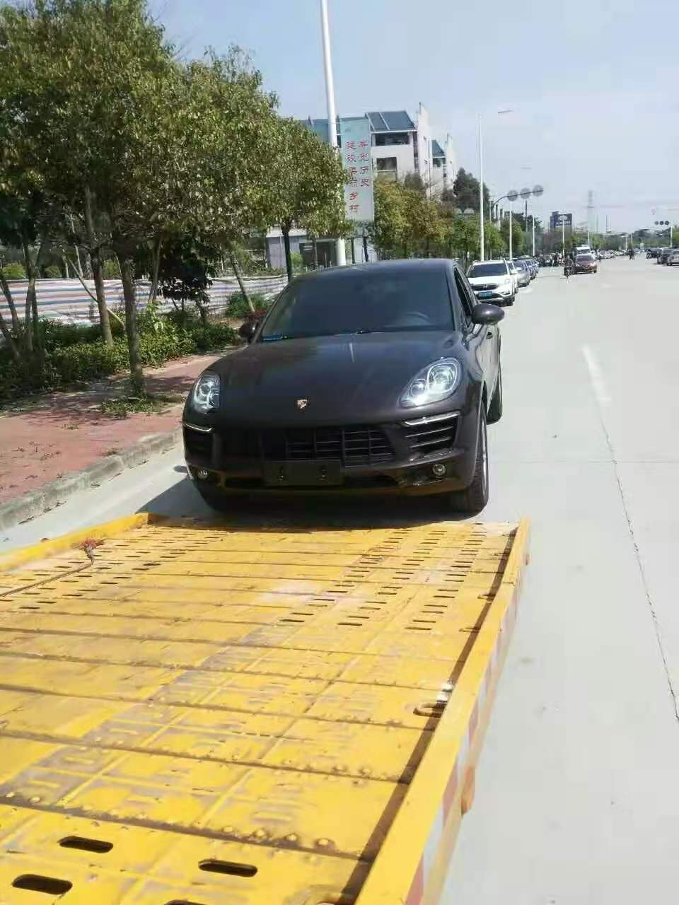 順德拖車費用 佛山道路救援電話