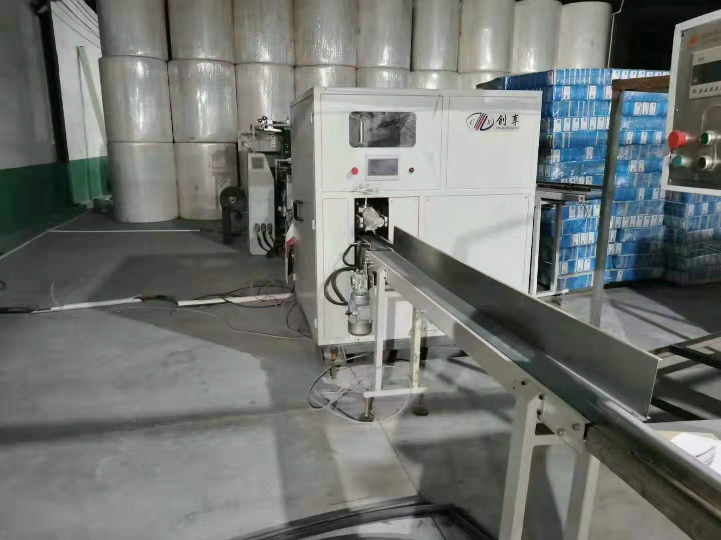德昌3米不停機(jī)無膠封尾?德雙通道兩臺?松川全自動中包裝機(jī)兩臺.9.99成新