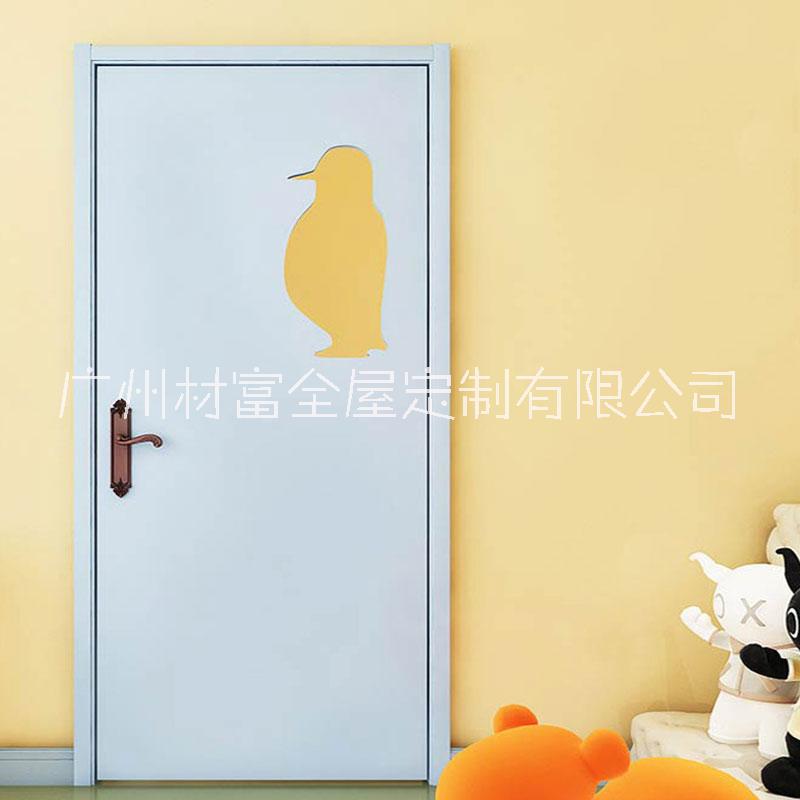 定制幼兒園半玻璃教室工程木門免漆室內(nèi)卡通房間木門環(huán)保實(shí)木復(fù)合門廠家 教室木門,卡通木門