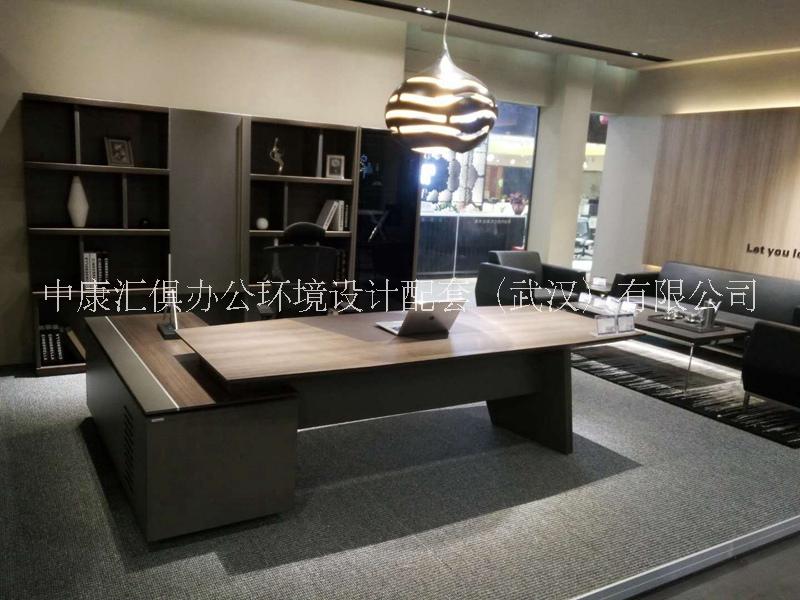 武漢品質(zhì)辦公桌，好質(zhì)量的總經(jīng)理辦公桌