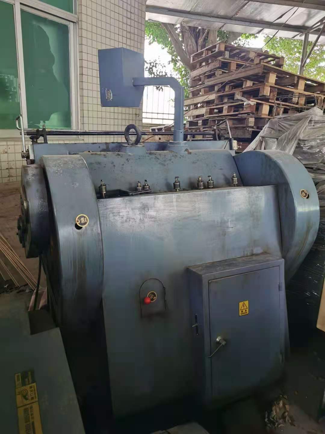 東莞晨力加重110啤機廠家  晨力加重110啤機哪家好  晨力加重110啤機供應(yīng)商  晨力加重110啤機價格