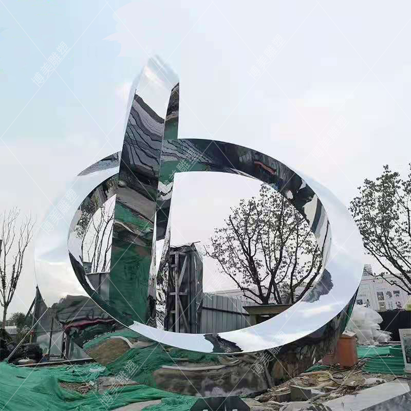 廠家定制不銹鋼圓環(huán)雕塑 戶外景觀鏡面金屬擺件 不銹鋼裝飾雕塑