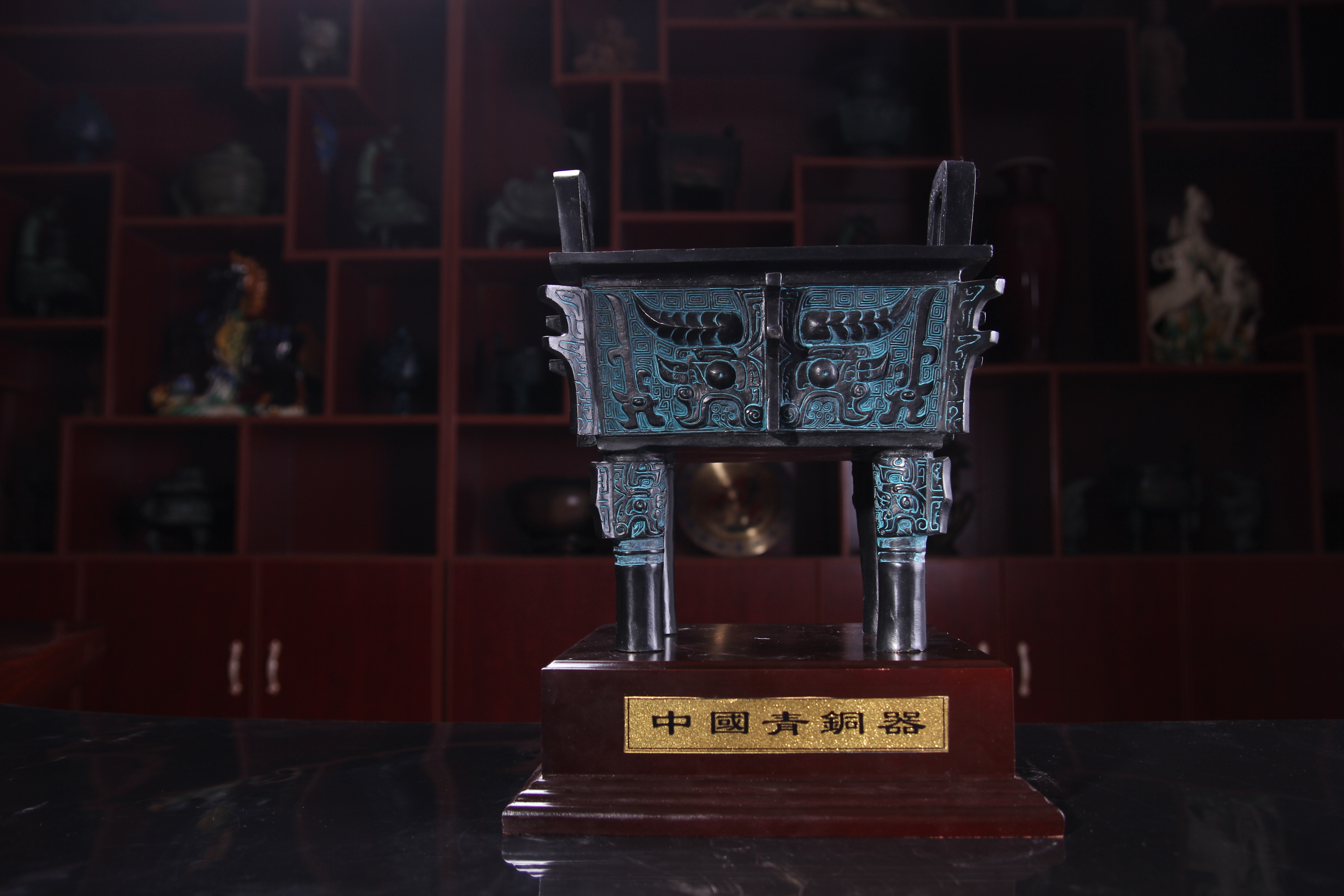 仿古青銅器擺件洛陽鼎工藝品節(jié)日禮品漢婚影視道具定制