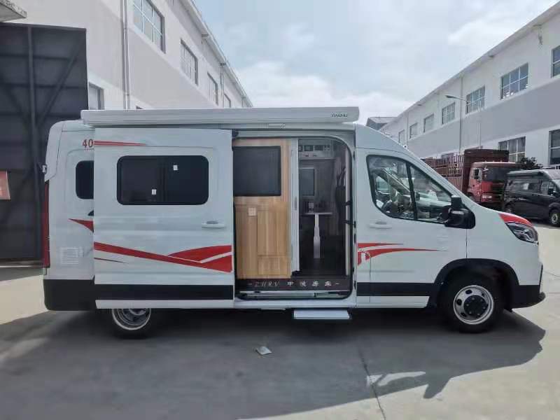 上汽大通V90長軸高頂房車價錢、供應(yīng)商、批發(fā)、訂制【湖北中恒汽車裝備有限公司銷售部】